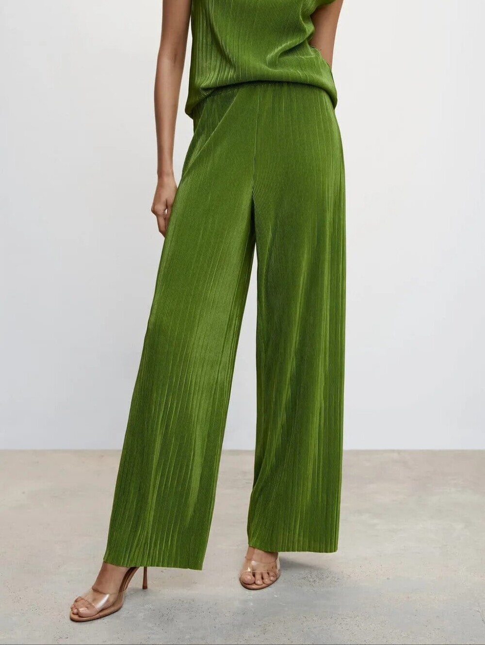 Mango Pleated Wide-Leg Pants in Bright Green